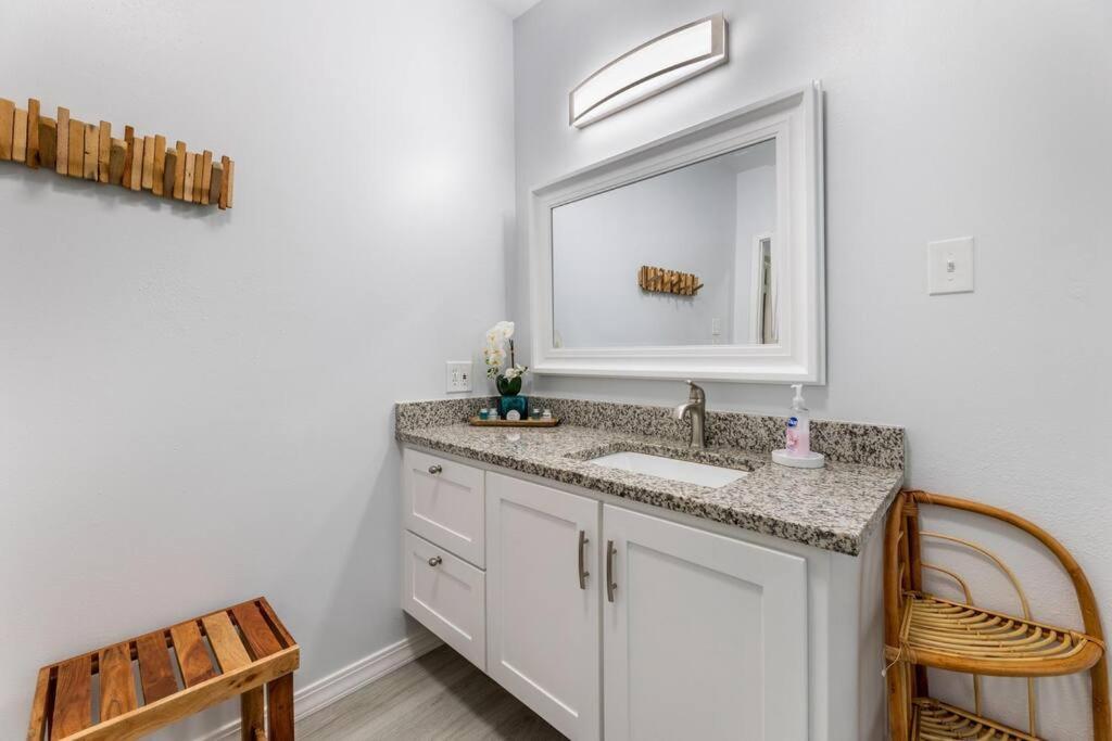 5/3 With A Heated Pool 2 Min From Beach, Updated Galveston Bagian luar foto