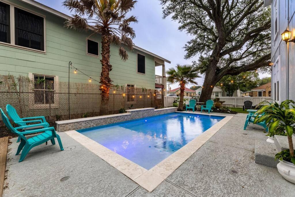 5/3 With A Heated Pool 2 Min From Beach, Updated Galveston Bagian luar foto