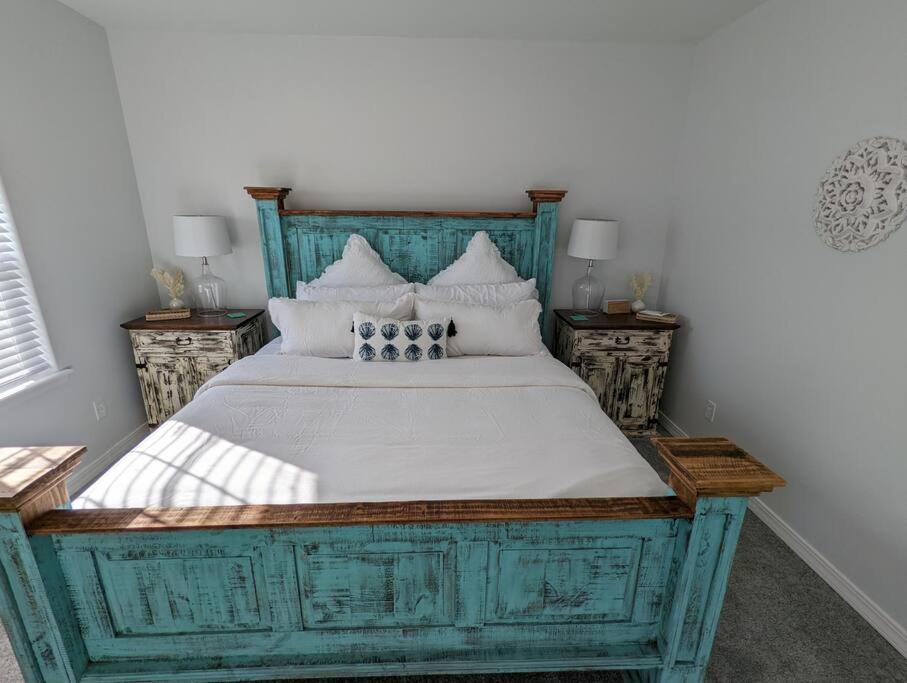 5/3 With A Heated Pool 2 Min From Beach, Updated Galveston Bagian luar foto