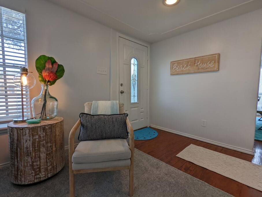 5/3 With A Heated Pool 2 Min From Beach, Updated Galveston Bagian luar foto