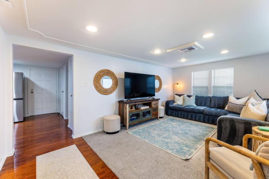 5/3 With A Heated Pool 2 Min From Beach, Updated Galveston Bagian luar foto